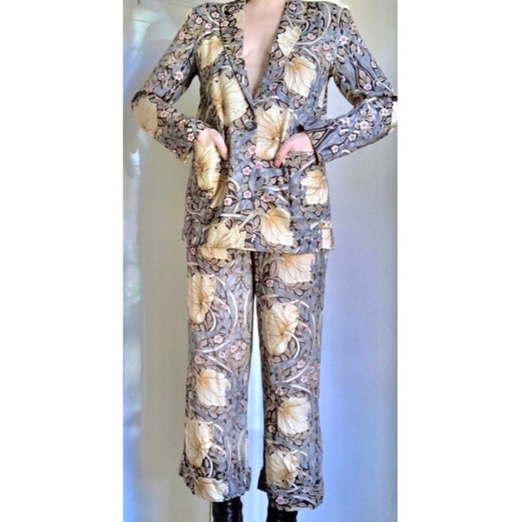 H&M Pants - william morris suit pants H&M Pants - william morris suit pants